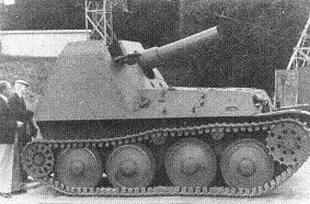 Tratoffelvagn_with_15cm_m44_Sav_recoilless_rifle.jpg
