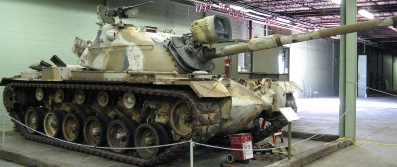 Fichier:799px-This M48A5 is sporting the Israeli-designed low-silhouette commander's cupola.jpg