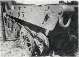 Fichier:274px-E-100 1.jpg
