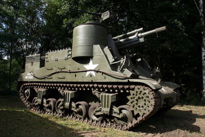 Fichier:400px-M7 Priest 105-MM.jpg