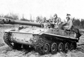 ファイル:295px-Amx13 155 020.jpg
