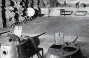 Archivo:180px-BT-2 BT-7-2 Fast Tank training turret at the Stalin Military Academy.png