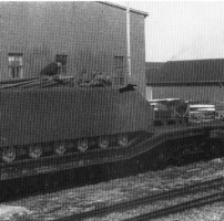 ファイル:202px-Maus transported by railway.jpg