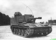 ファイル:180px-AMX 13 105 mm 009.jpg