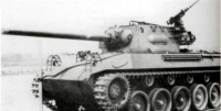 ファイル:200px-Early protoype T70.jpg