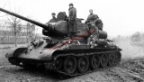 ファイル:160px-T-34-85 11.jpg