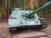 Fichier:180px-Su122-54 front view, Note the huge mantlet.jpg