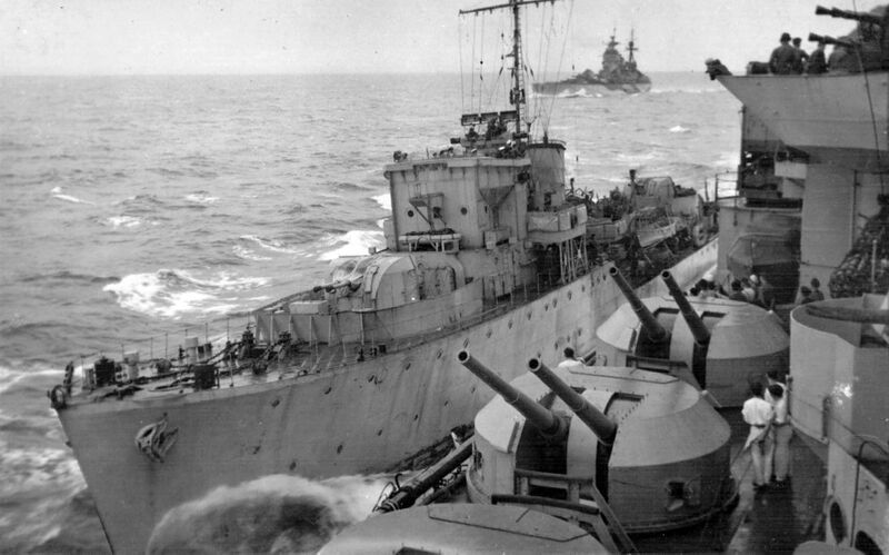 Datei:HMS Renown 67.jpg
