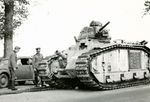 293px-Another_photograph_of_Char_B1_Bis_No._206,_Madagascar,_being_inspected_by_a_German_officer_and_his_driver..jpg