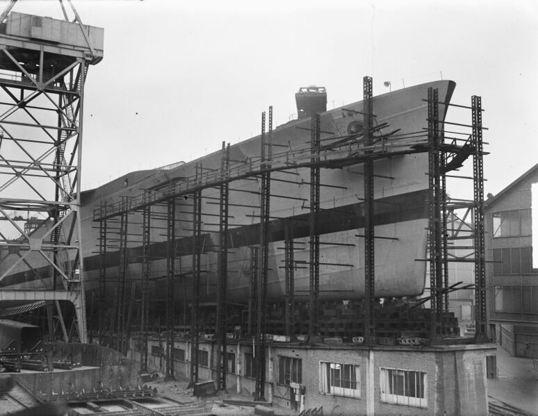 File:D7p c802 1950.jpg