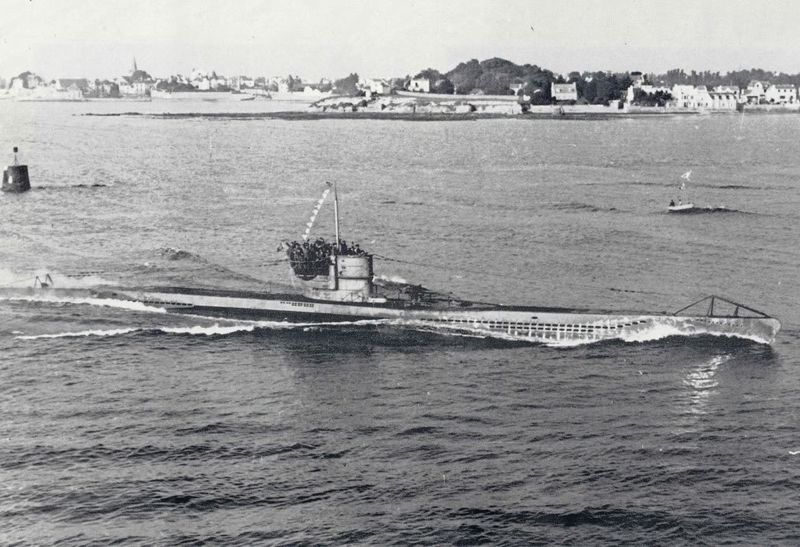 Datei:ПЛ U-48 выход в море.jpg