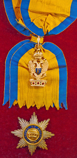 Plik:Ordens-der-Eisernen-Krone-1st-klass.jpg