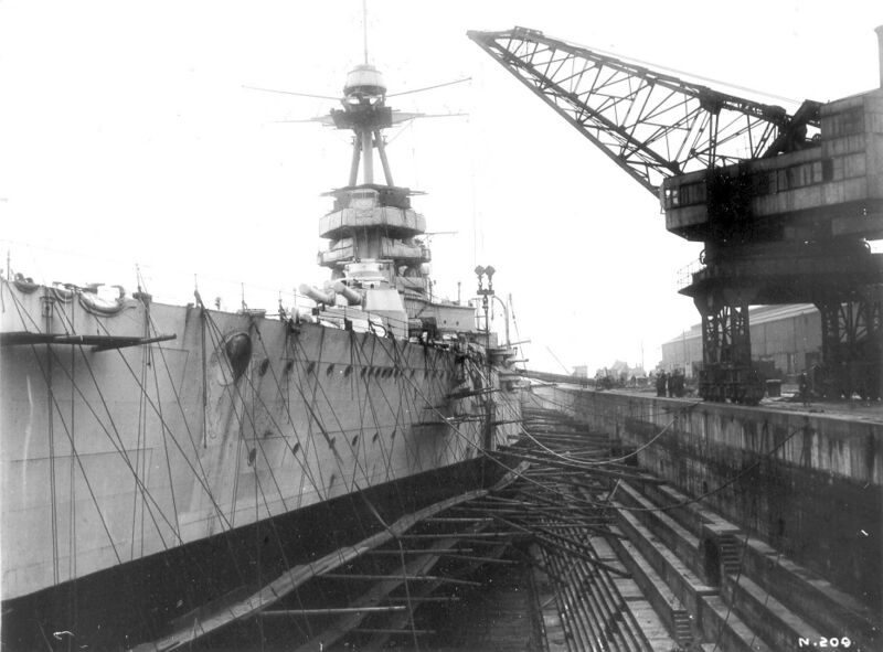 Datei:HMS Tiger 41.jpg