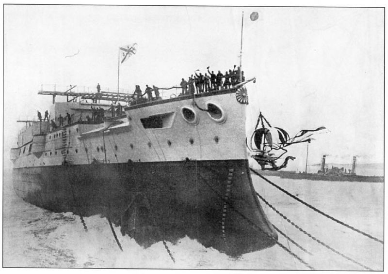 Datei:Mikasa 038 Спуск на воду.JPG