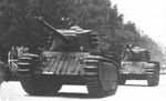 200px-ARL_44_tanks_on_the_14._July_parade_in_Paris,_1951.jpg