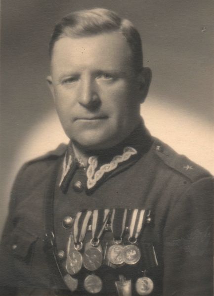 Datei:Стефан Томашевич 1947.jpg