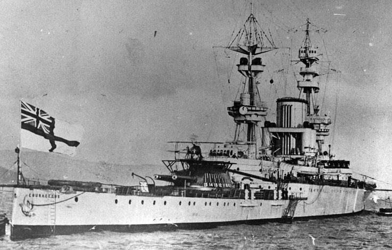 Datei:HMS Courageous 15.jpg
