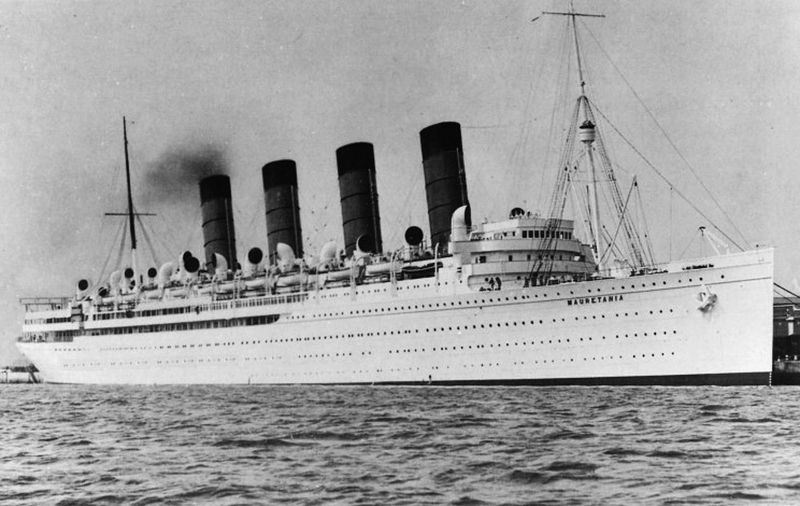 Archivo:Mauretania 1930s.JPG