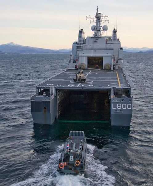 Plik:L-800-HNLMS-Rotterdam-024.jpg