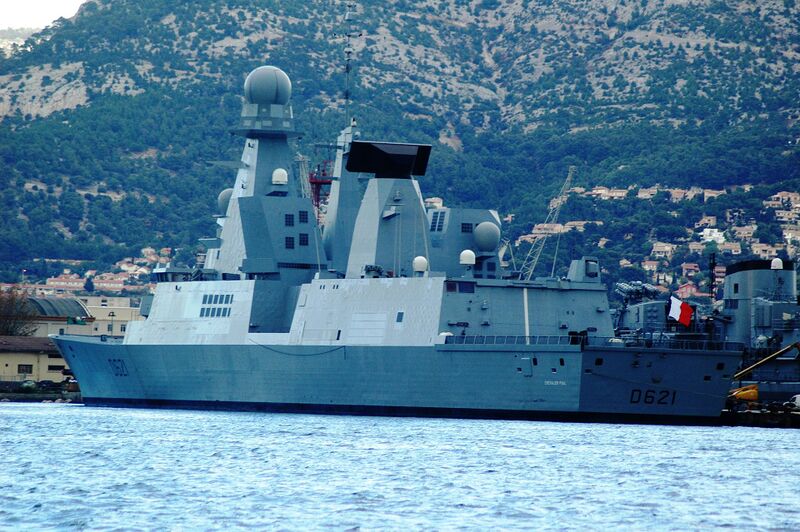 Plik:French frigate Chevalier Paul D621.jpg