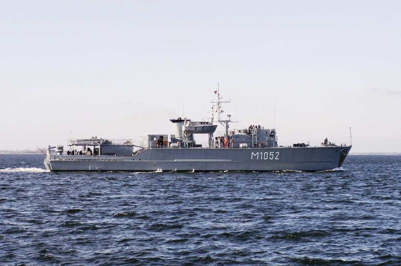 File:M1052.jpg