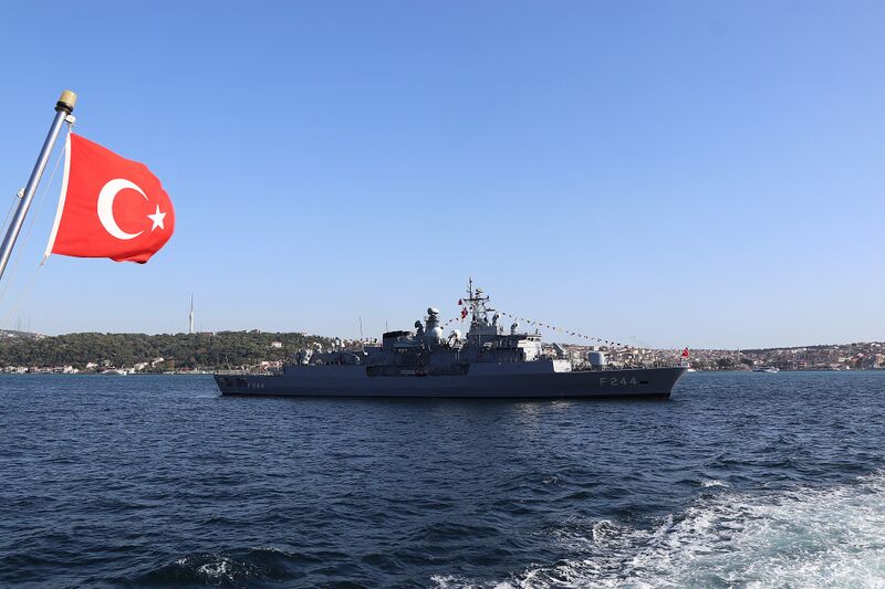 Plik:TCG Barbaros (F-244)11.jpg