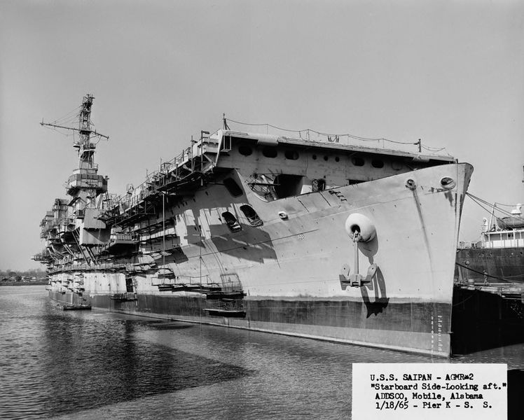 File:USS Saipan AGMR2 18-01-1965.jpg