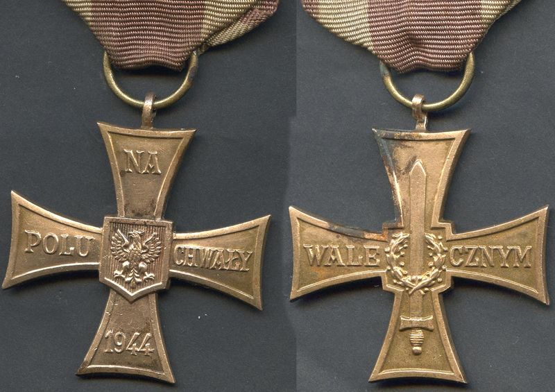 File:Krzyz Walecznych 1944wm1s.jpg