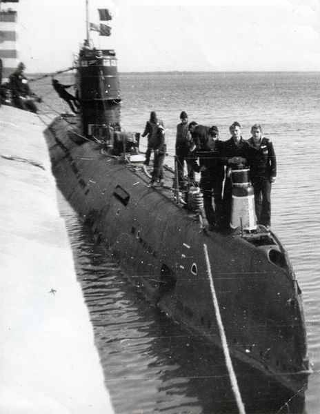 File:С-381 (проект 613).jpg