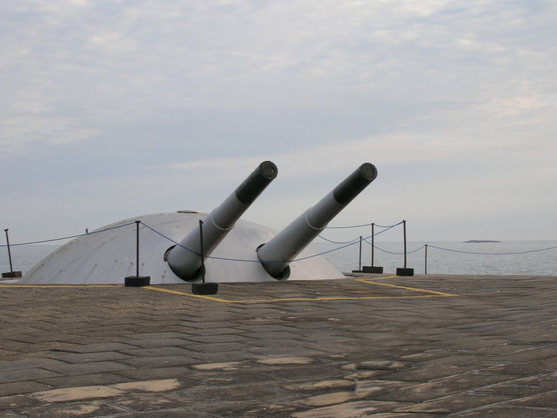 File:Fort Copacabana turret.JPG