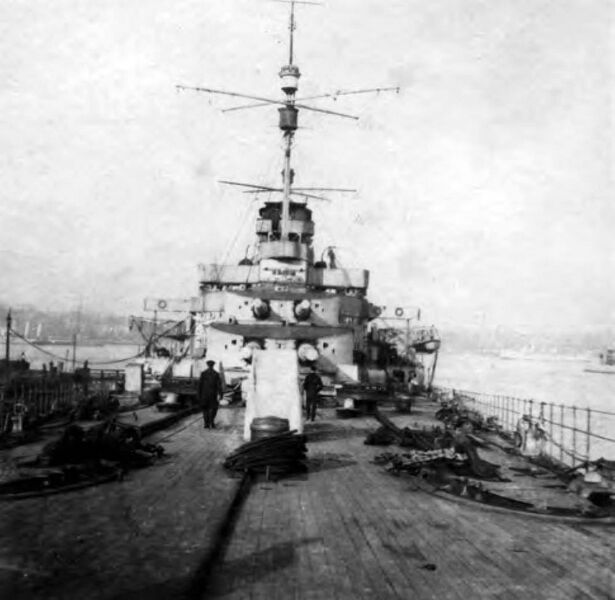 Archivo:Lutzow 19.jpg