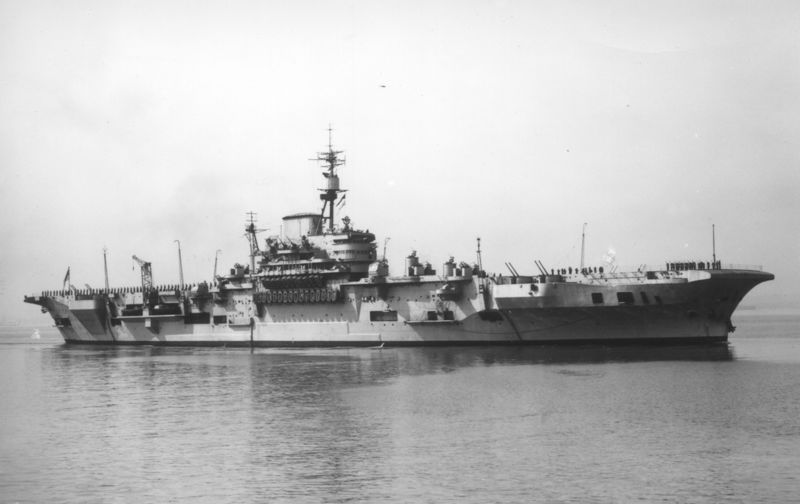 Datei:HMS Implacable (R86) MOD 45139827.jpg
