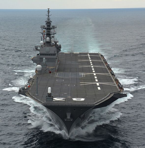 Plik:DDH-183-JS-Izumo-021.jpg