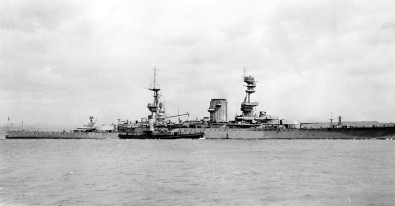 Datei:HMS Glorious 10.jpg