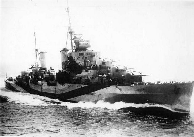 Plik:HMS Naiad (39) lightcruiserclassdido.jpg