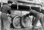 200px-Interleaved_wheels_on_a_Panther.jpg