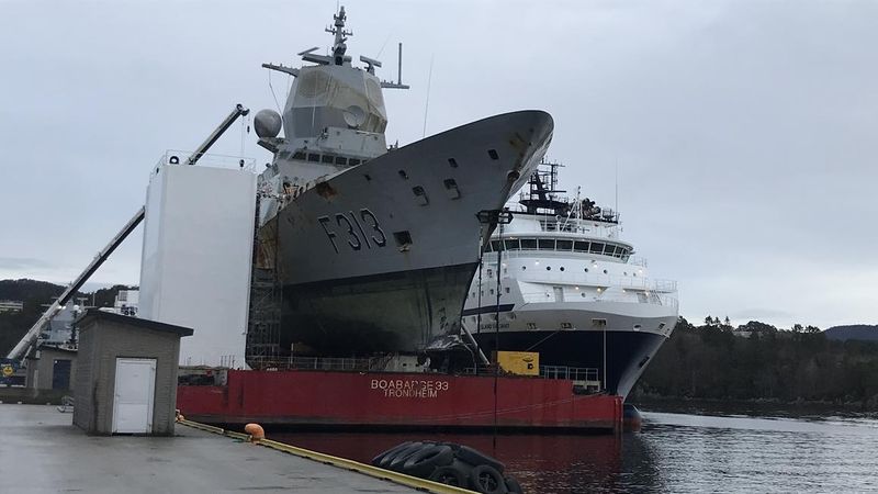 Datei:Fe4c55e44bb1c0de9c6b06947ebdc471.jpg