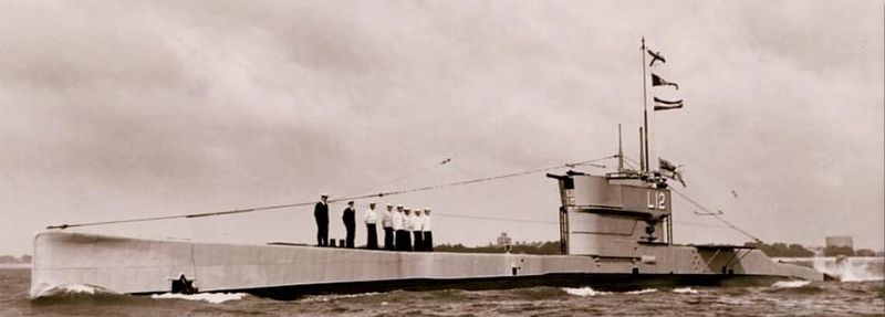 File:HMS L12.jpg