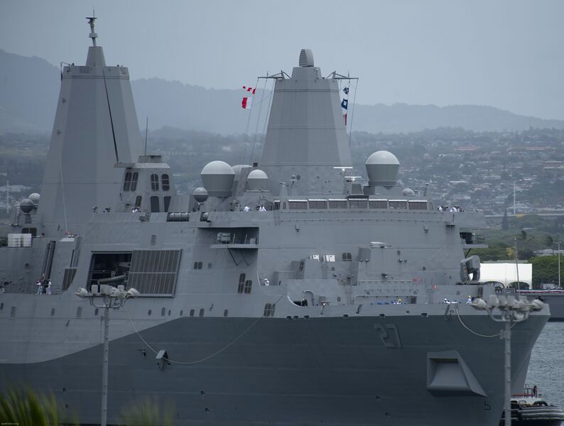 Plik:LPD-27-USS-Portland-017.jpg
