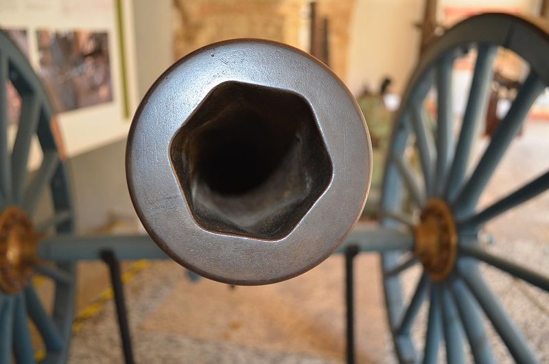 File:Polygonal rifling.jpg