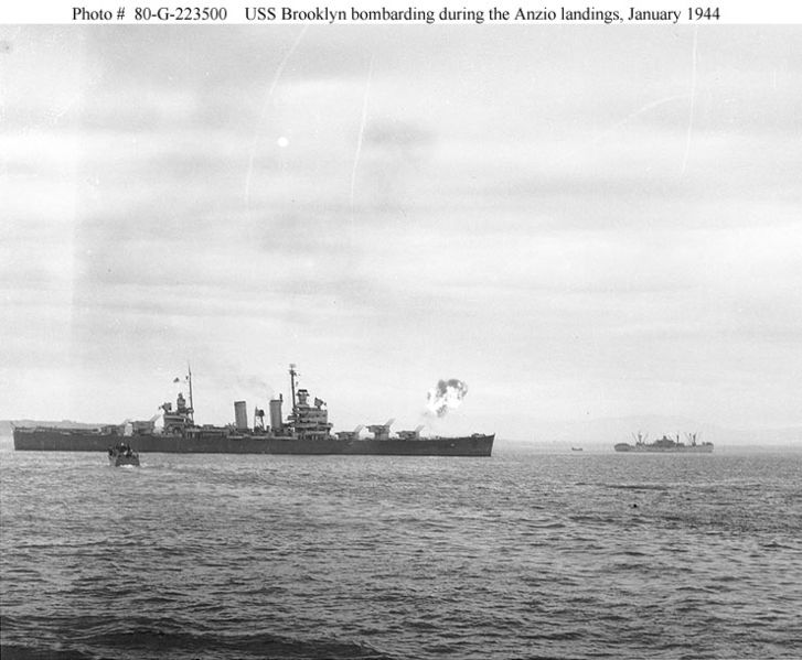 Plik:Anzio Italy 22 Jan 1944.jpg