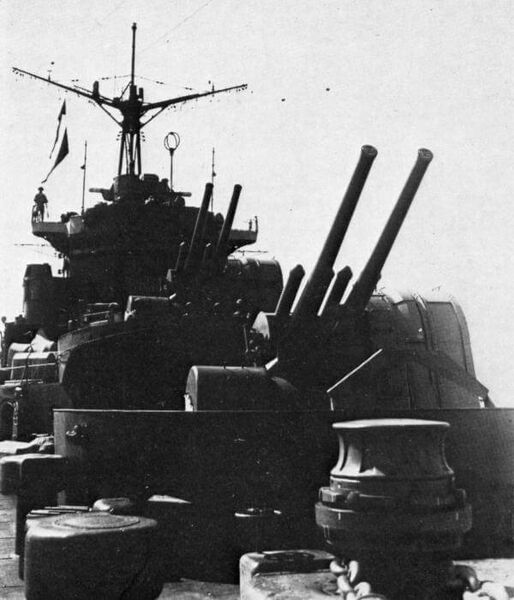 Archivo:Chitose-1938-1.jpg