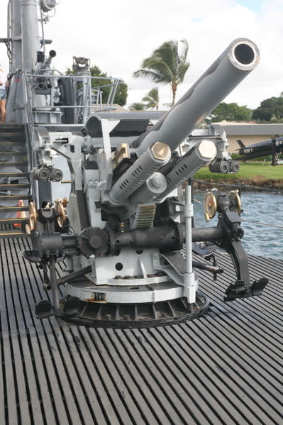 File:5 inch 25 caliber gun.jpg