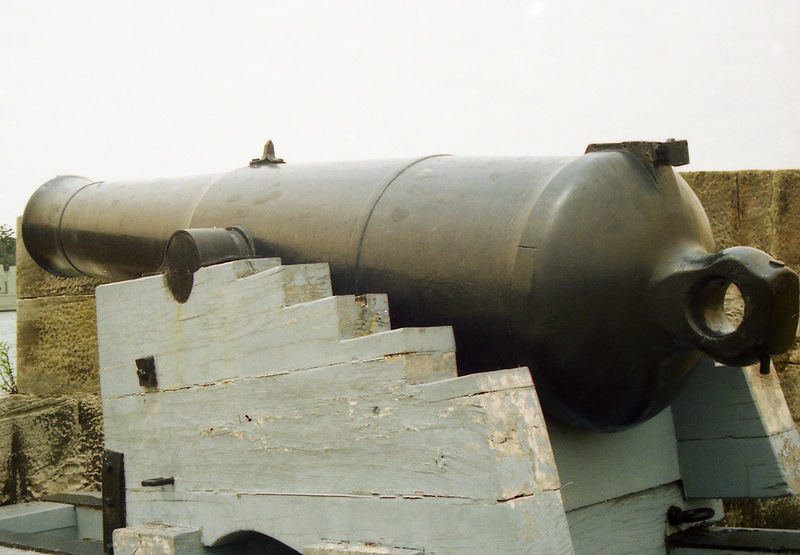 Archivo:8-inch ML 65 cwt.jpg