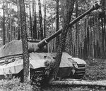180px-PzKpfw_VI_Ausf._B_Tiger_II_(H)_1.jpg