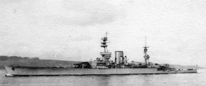 Datei:HMS Courageous 19.jpg