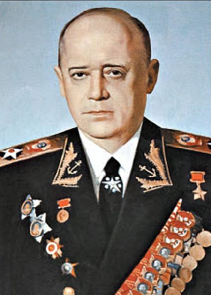Datei:Иван Степанович Исаков.jpg