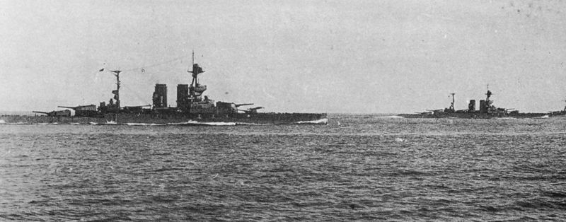 File:5-я эскадра линкоров в походе.jpg