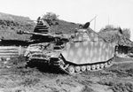 280px-PzKpfw_IV_Ausf_H_with_armor_skirts_somwhere_on_the_eastern_front.jpg