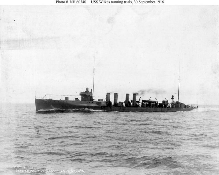 Plik:USS Wilkes 1916 trials.jpg